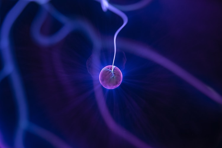 炸電源芯片是啥情況(揭秘電源芯片炸裂原因，了解如何預防)